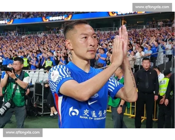 36 岁吴曦三连破 + 8 球创纪录：申花老将的逆袭传奇