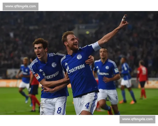 五连胜紧咬榜首！沙尔克 04 重返德甲？穆斯利奇的逆袭之路